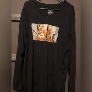 Real tree long sleeve